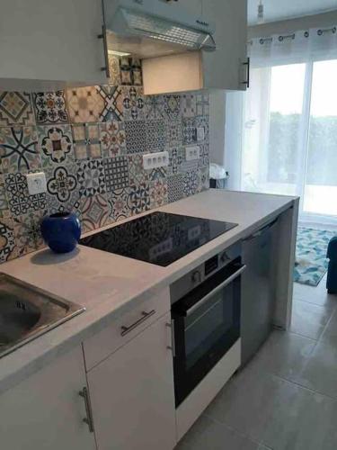 Studio-terrasse 3* bord de mer Châtelaillon plage (Studio-terrasse 3* bord de mer Chatelaillon plage) in Chatelaillon-Plage