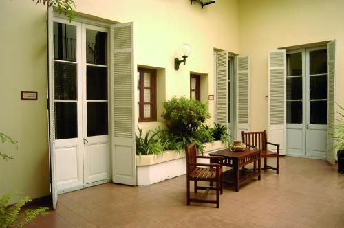 Posada Del Virrey Posada Del Virrey is perfectly located for both business and leisure guests in Colonia. Both business travelers and tourists can enjoy the hotels facilities and services. Facilities like 24-hour fron