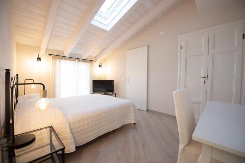 卡拉拉 Villino Micol camere a due passi dal mare 4星级 酒店 套房