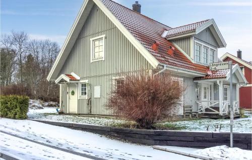 Cozy Apartment In Sigtuna With Wifi
