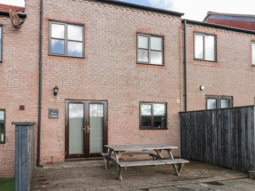 Grove Cottage Whitby - image 11