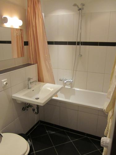 Waldhotel Unterbach, Düsseldorf (foto 7)
