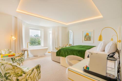 Suite with Sea View