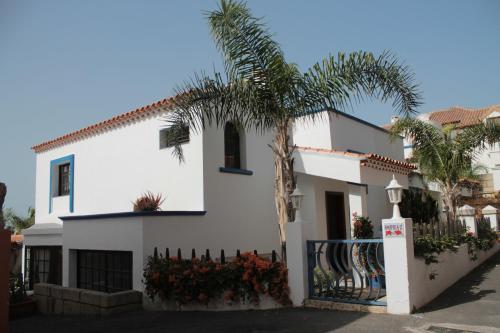 Entrance, La Tortuga Hostel in Tenerife
