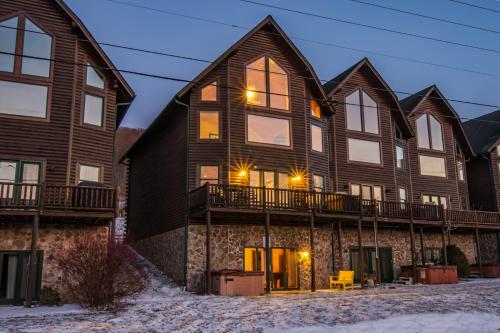 Cedar Shores Villa 12 in McHenry, Vereinigte Staaten von Amerika