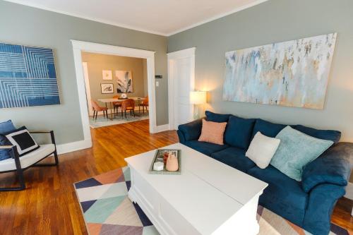 Historic Revival 2BR Midtown Memphis Free Parking Fast Wifi Free Parking Yes Pets near Brooks Museum of Art