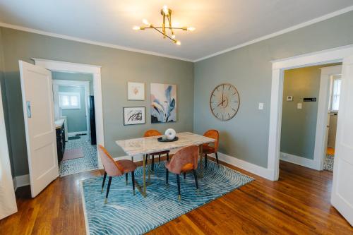 Faciliteiten, Historic Revival 2BR Midtown Memphis Free Parking Fast Wifi Free Parking Yes Pets near Brooks Museum of Art