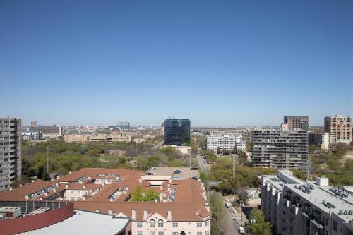 436634885 Marriott Dallas Uptown