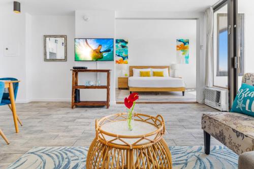 27th Floor with Beautiful Ocean Views | 1 Block to Beach | Free Parking & WIFI - image 27