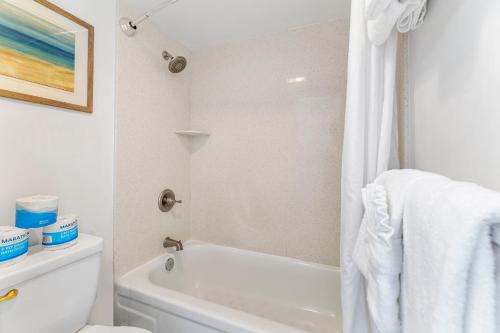 27th Floor with Beautiful Ocean Views | 1 Block to Beach | Free Parking & WIFI - image 38