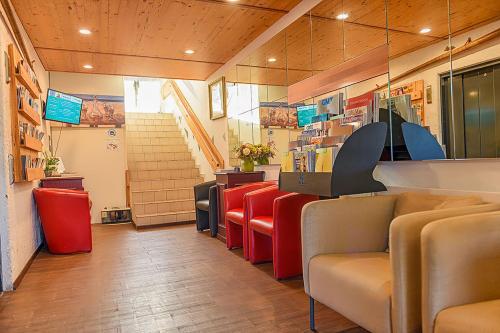 大堂, Hotel des Alpes Bulle center in 比勒