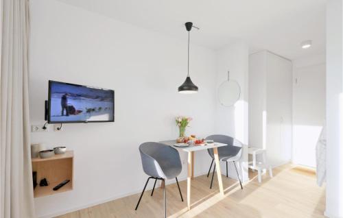 Cozy Apartment In Lembruchdümmer See