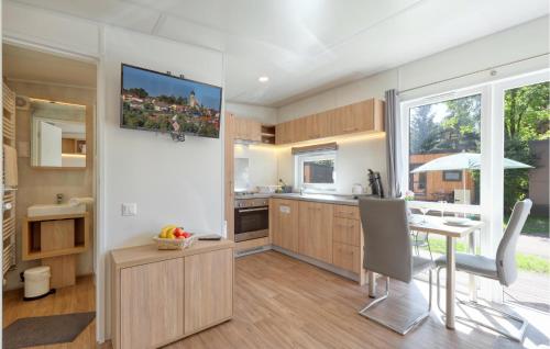 One-Bedroom Holiday Home