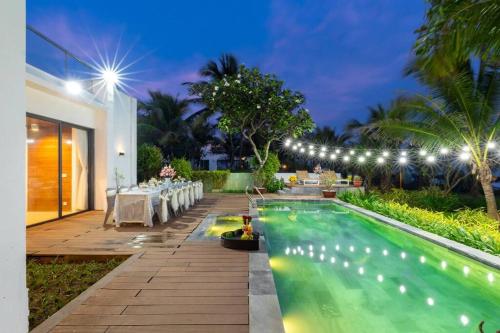 Ruby Villa D4 - Lying By The Sea in Phường 10