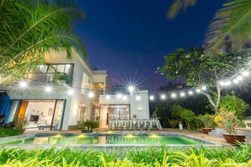 Ruby Villa D4 - Lying By The Sea in Phường 10
