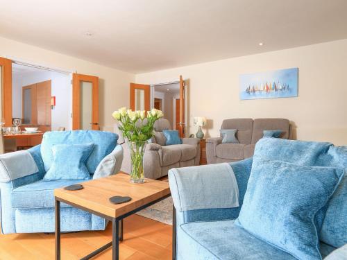 15 Dart Marina - image 3