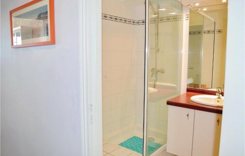 One-Bedroom Apartment in Wimereux - image 14