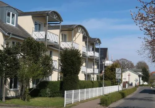 Wohnung 9 Meer-Ruhe im Haus Stranddistel komfortable Ferienwohnung im 1 OG für 4 Personen in Zingst in Zingst, Deutschland