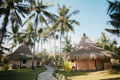 Exterior view, Le Nusa Beach Club in Nusa Lembongan