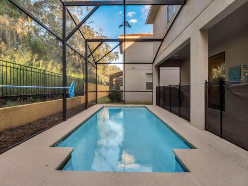 6 Bedrooms 5 Bathrooms Paradise Palms 8937 Cp image