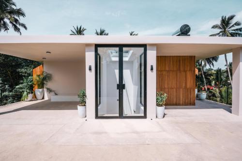 Three-Bedroom Villa sunrise image 8