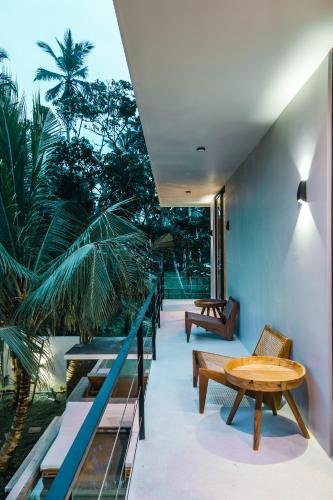Three-Bedroom Villa sunset image 2