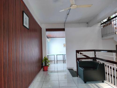 Kings Fort Rooms Thrippunithura - 시설