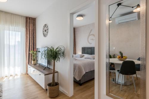 6 Islands - Holiday & Business Apartments - free garage parking in Mejaši