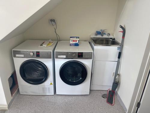 Spacious Home Near CBD SPA Pool Parking 3BR, Auckland (fotografie 8)