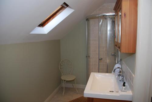 Springdale Guest House - image 2