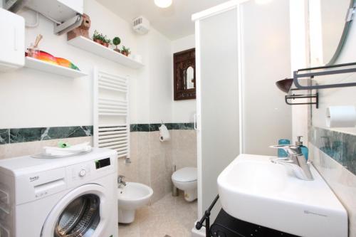 City Apartments San Marco - image 6