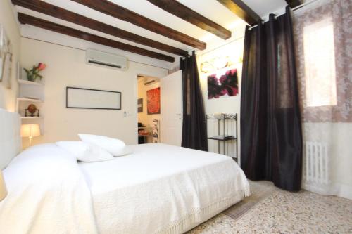 City Apartments San Marco - image 11