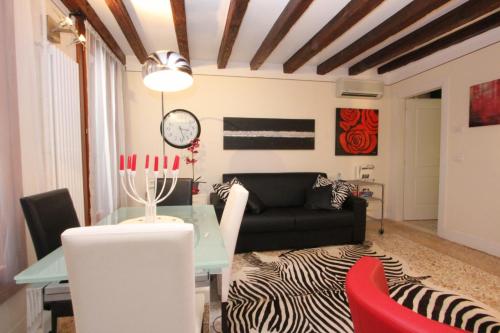 City Apartments San Marco - image 5