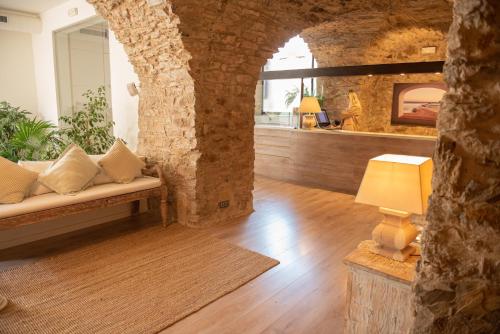 大堂, 薩爾瓦多小修道院酒店 (El Petit Convent) in 伯格