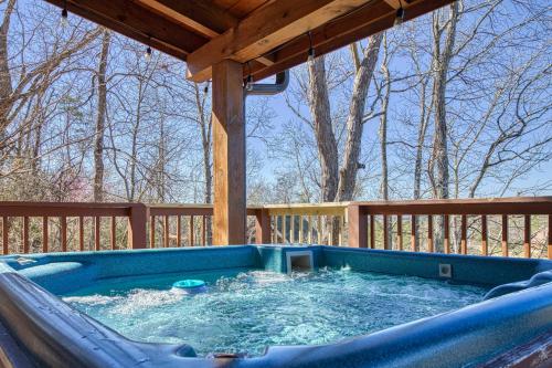 Serenity, A Rustic Log Cabin Retreat, Sevierville (fotografie 7)