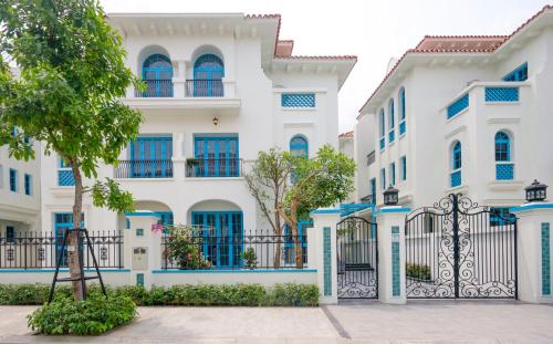 Biệt thự 5 Phòng Ngủ Hạ Long kiến trúc Địa Trung Hải