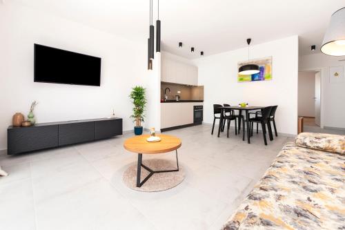 Luxury Residence Levante Tramontana 1