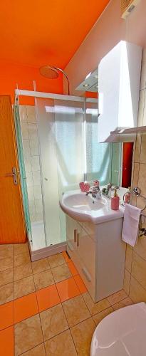 Simonai Apartment - image 7