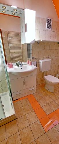 Simonai Apartment - image 12
