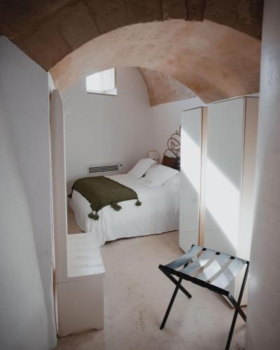 Double Room with Patio - Cave