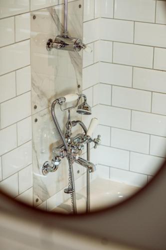 The Tunbridge Wells Hotel - image 9
