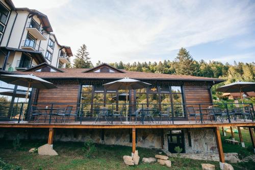 Balkons/terase, Osonnya Karpaty 4* in Korytyshche
