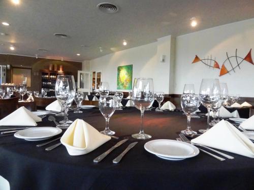 Restoran, Marcin Hotel in Carilo