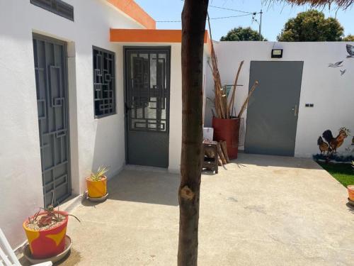 Studio meuble Climatise independant in Ouoran
