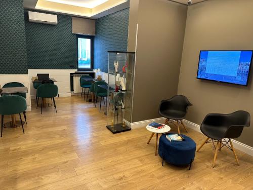 7th floor suite-NEW in Vomero