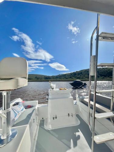 Houseboats - Living The Breede - Valid Skippers License compulsory Malgas