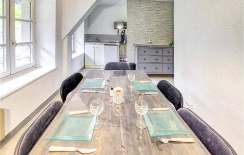 Stunning Apartment In Saint-germain-la-prade With Kitchen