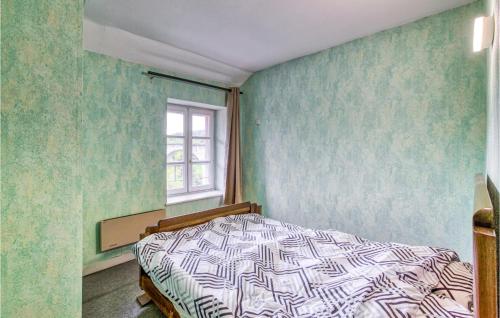 Amazing apartment in Saint-Germain-La-Prade with 3 Bedrooms in Blavozy
