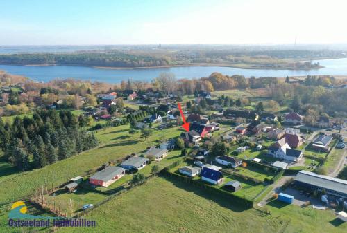 Zum Fährmann 2 Whg 2 rechts in 18356 Pruchten (Zum Fahrmann 2 Whg 2 rechts in 18356 Pruchten) in Pruchten