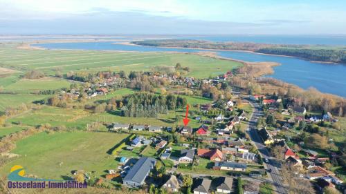 Zum Fährmann 2 Whg 2 rechts in 18356 Pruchten (Zum Fahrmann 2 Whg 2 rechts in 18356 Pruchten) in Pruchten